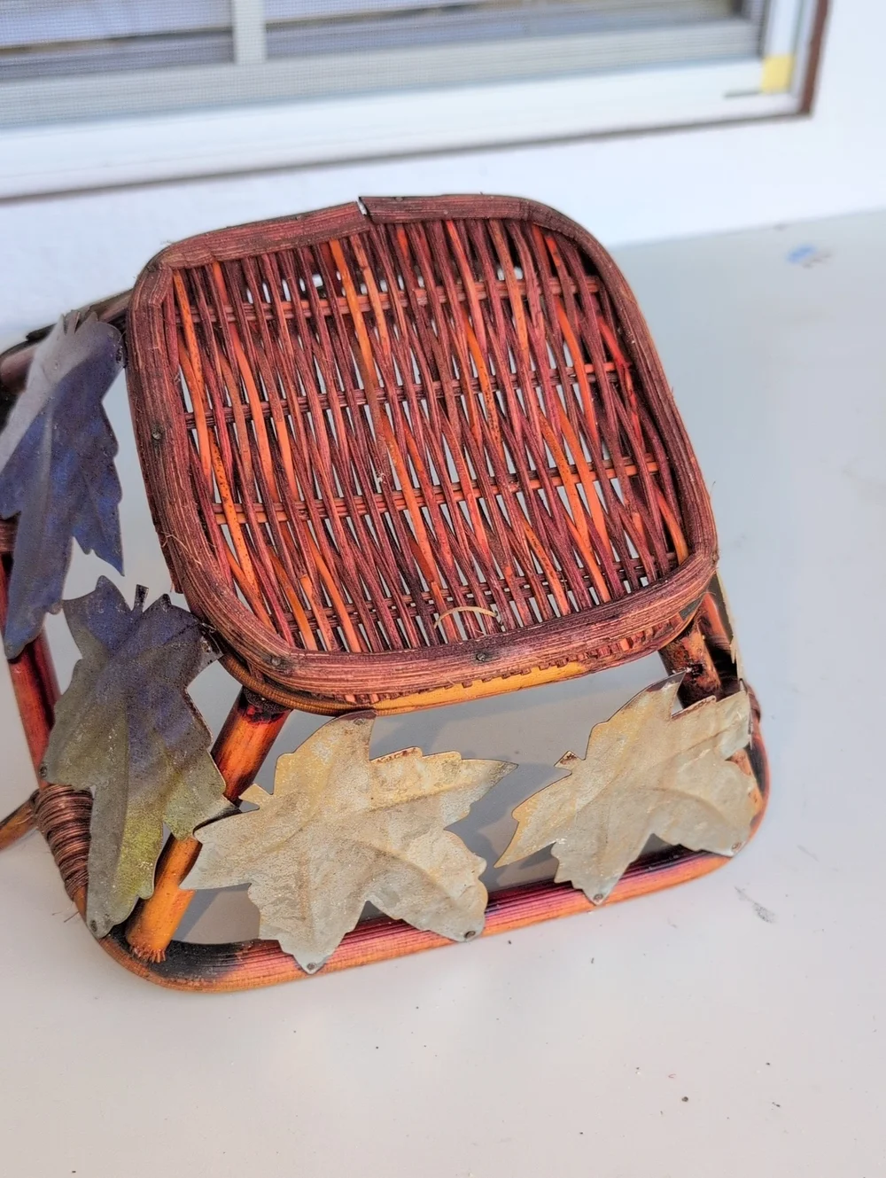 N/A handcrafted brown